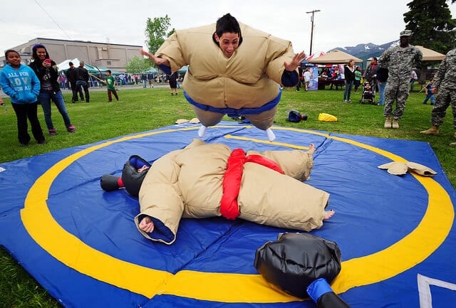 sumo-suits