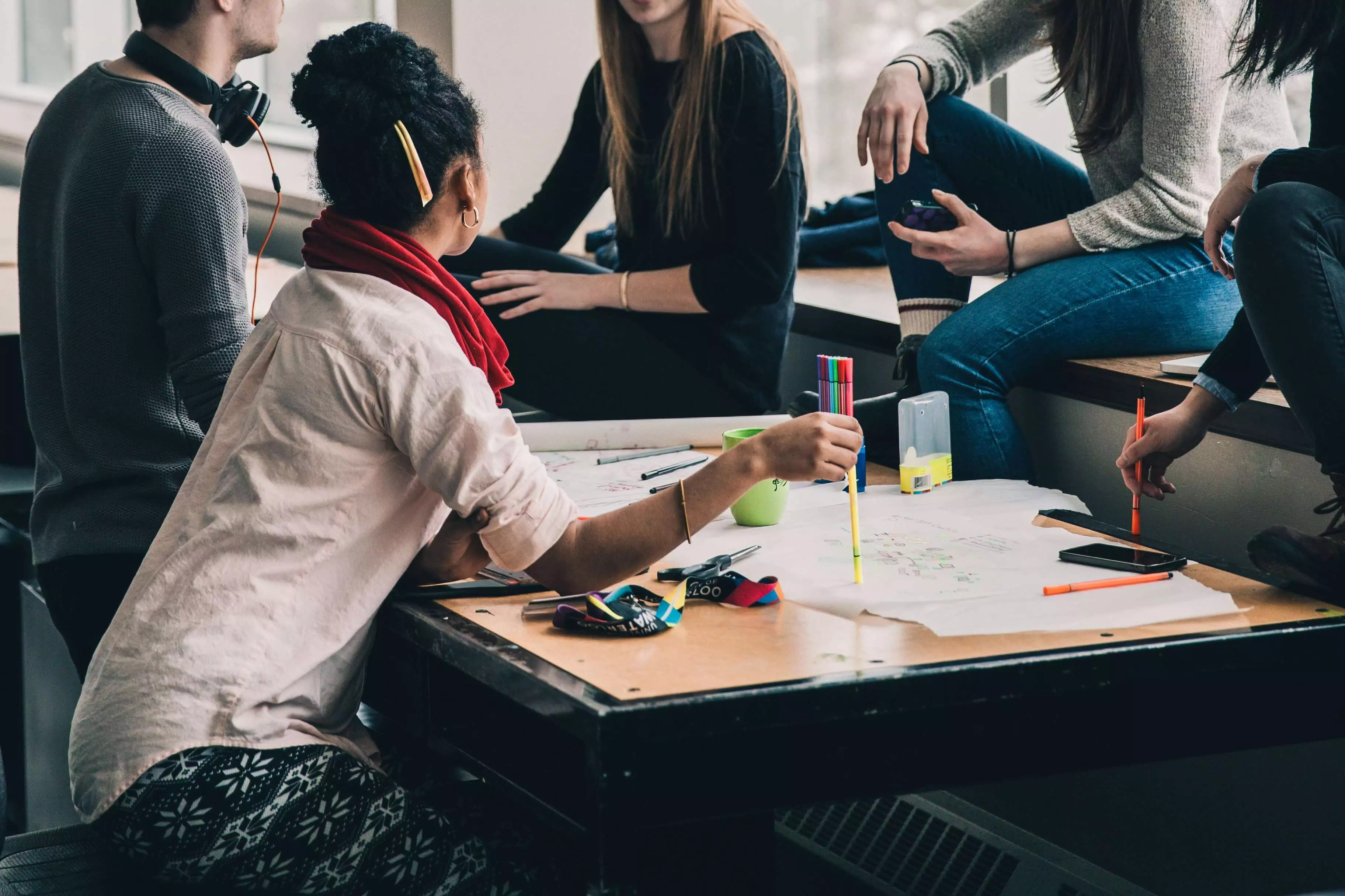 talking-to-employees-for-office-move