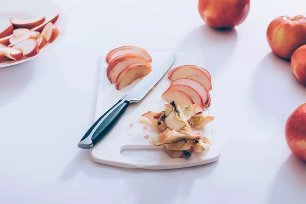 Healthy Crunchy Snacks with Apples